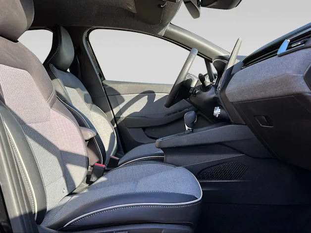 Renault CLIO techno E-TECH full hybrid 145