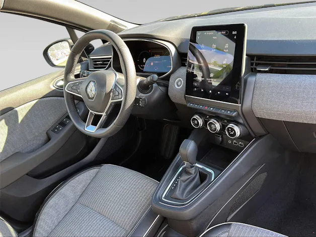 Renault CLIO techno E-TECH full hybrid 145