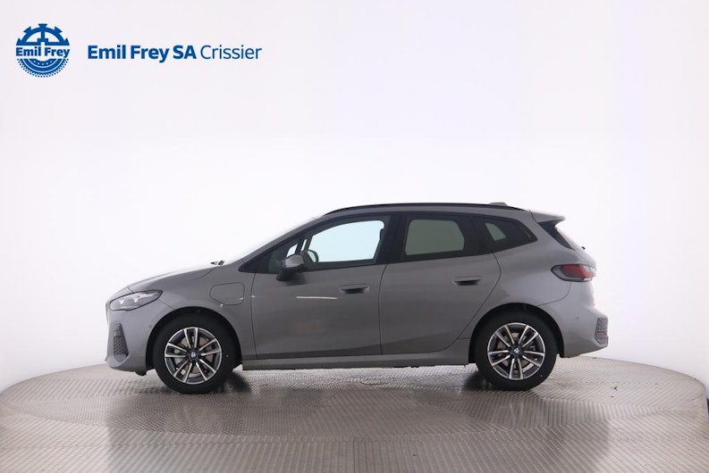 Vehicle image BMW 2 SERIES