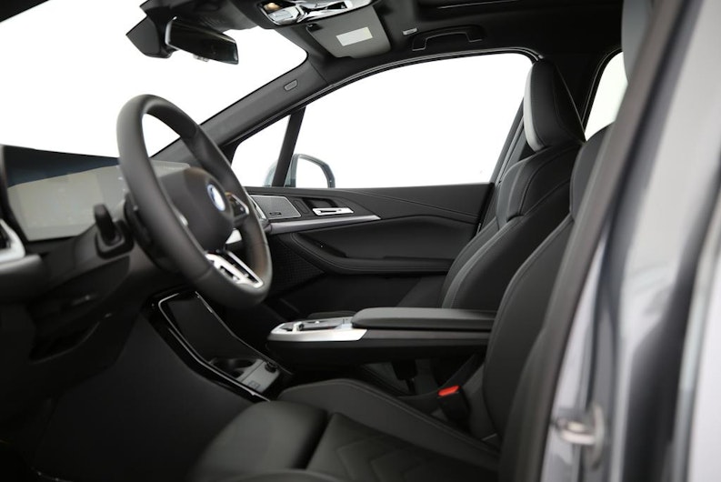 Vehicle image BMW 2 SERIES