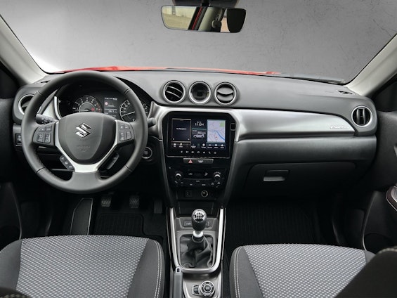 Vehicle image 15