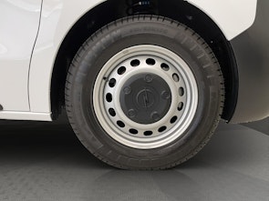 Vehicle image OPEL Vivaro Cargo 2.7 t M 1.5 D 102 S/S