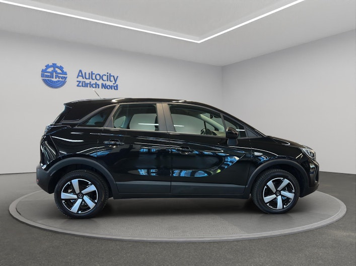 Vehicle image OPEL CROSSLAND