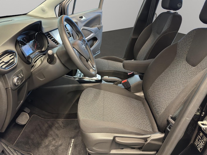 Vehicle image OPEL CROSSLAND