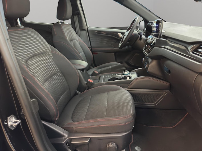 Vehicle image FORD KUGA