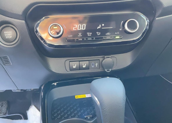 Vehicle image 10 Vehicle image 10