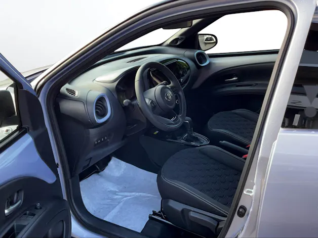 Toyota Aygo X 1.0 VVT-i JBL Edition