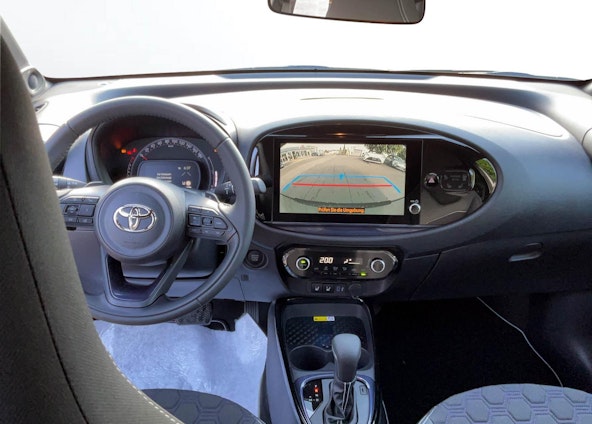 Vehicle image 6 Vehicle image 6