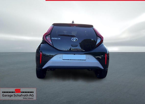 Vehicle image 14 Vehicle image 14