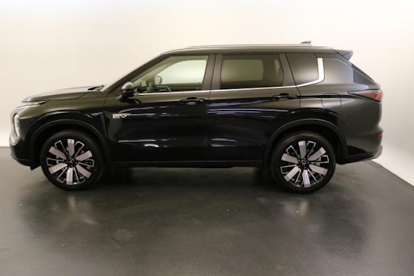 MITSUBISHI Outlander 2.4 PHEV Intense 4x4 2