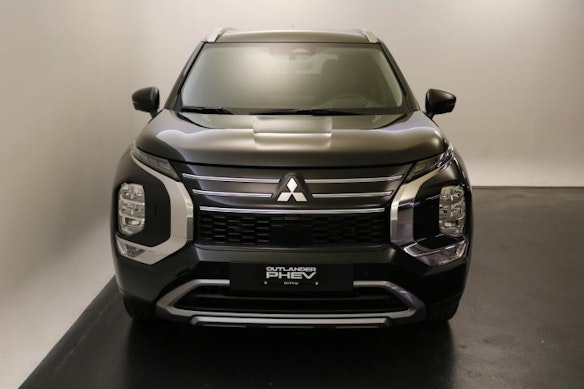 MITSUBISHI Outlander 2.4 PHEV Intense 4x4 1