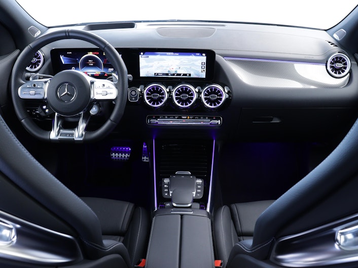 Vehicle image MERCEDES-BENZ GLA 35 AMG