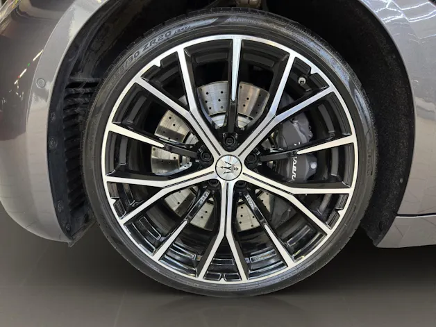 Maserati Gran Turismo 3.0 V6 Modena
