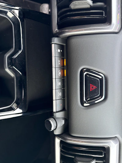 Fahrzeugbild TOYOTA UrbanCruiser