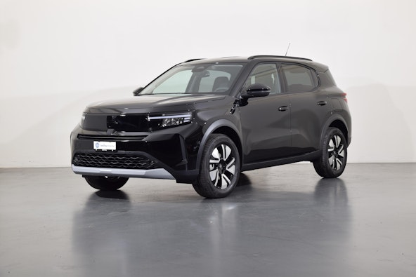 First vehicle image