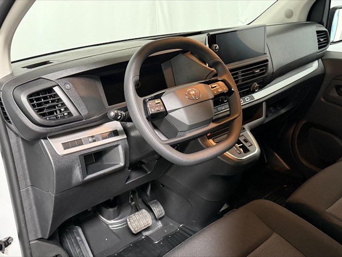 Vehicle image TOYOTA PROACE
