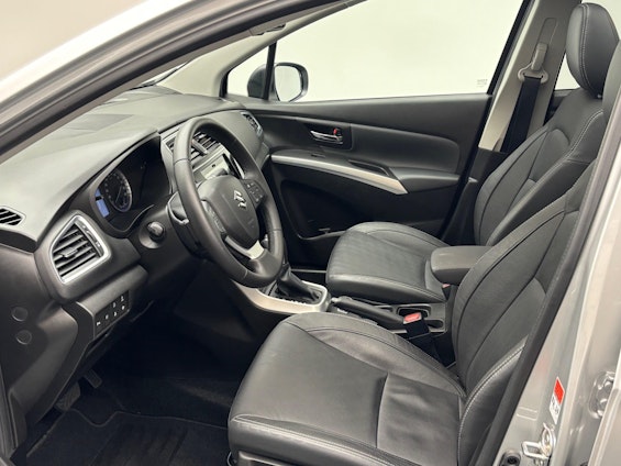 Vehicle image 2 Vehicle image 2