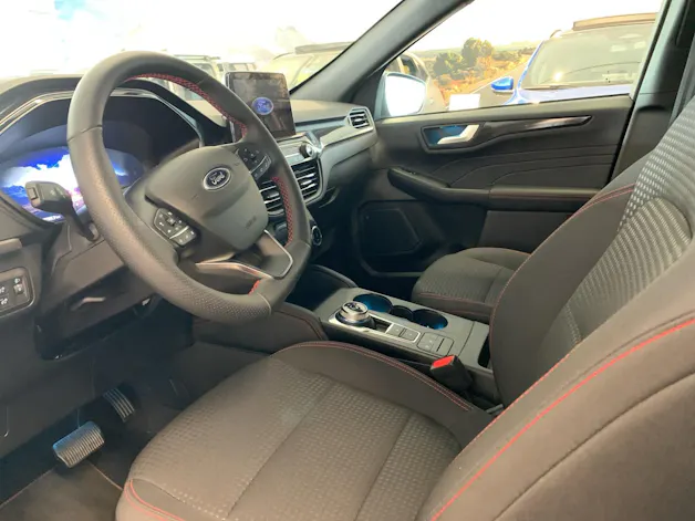 Ford Kuga 2.5 Hybrid ST-Line 4x4