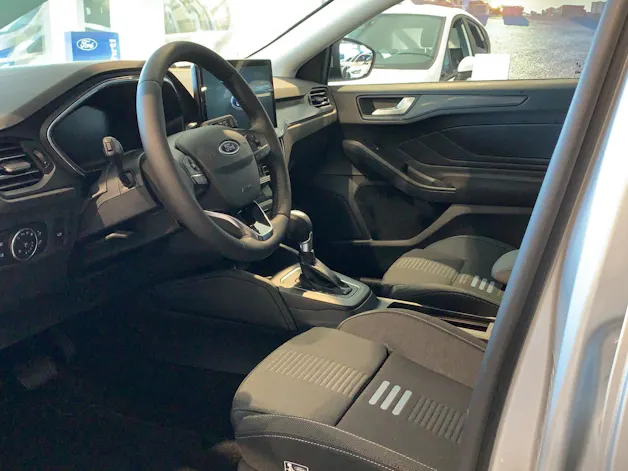 Ford Focus SW 1.0i EcoB Hybrid 155 Active X