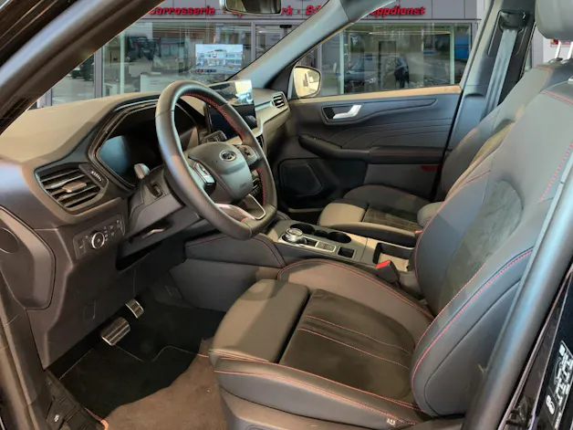 Ford Kuga 2.5 Hybrid ST-Line X 4x4