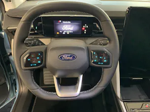 Ford Explorer Standard Range