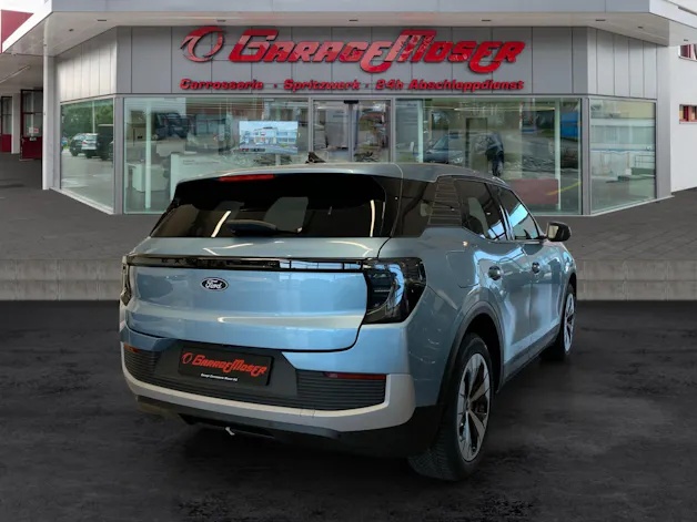 Ford Explorer Standard Range