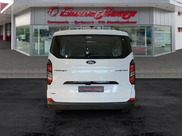 Ford Transit C Van 320 L1 2.5 Duratec 233 Trend PHEV