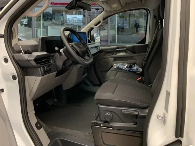 Ford Transit C Van 320 L1 2.5 Duratec 233 Trend PHEV