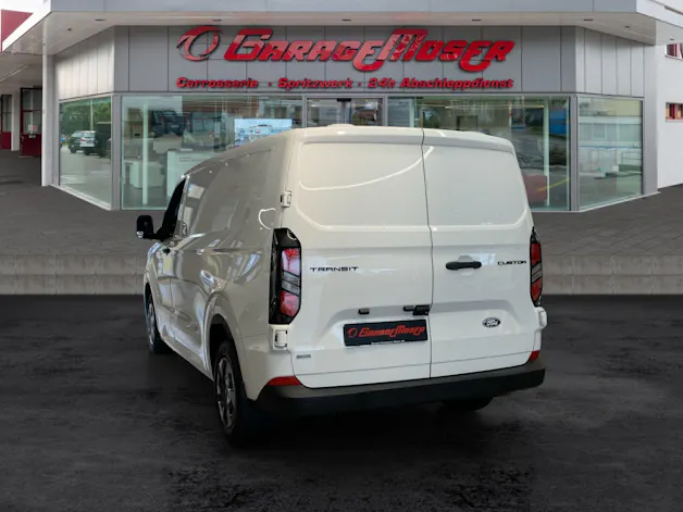 Ford Transit C Van 320 L1 2.5 Duratec 233 Trend PHEV