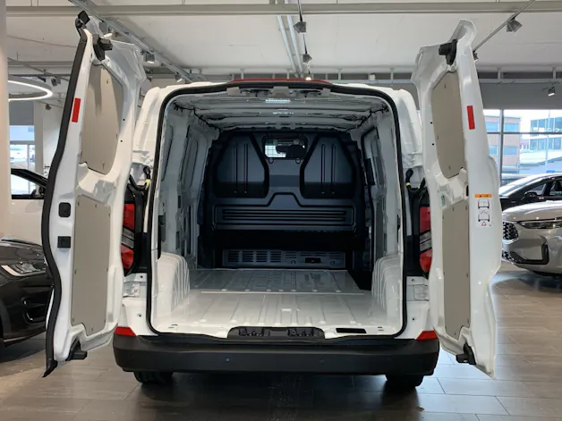 Ford Transit C Van 320 L1 2.5 Duratec 233 Trend PHEV