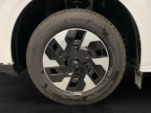 Ford E-Transit C Van 320 L1 Trend