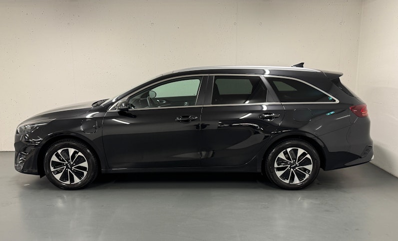 Vehicle image KIA CEED