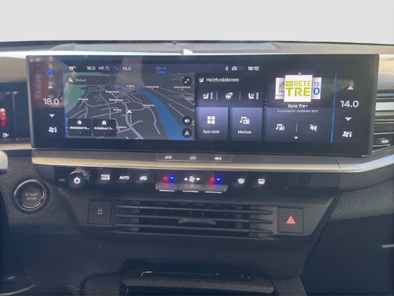 Vehicle image 29 Vehicle image 29