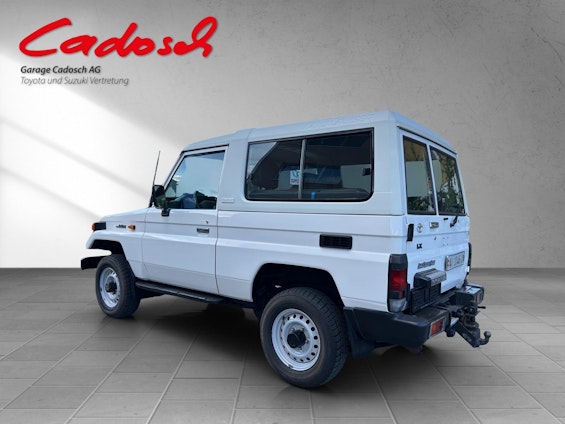 Vehicle image 3 Vehicle image 3