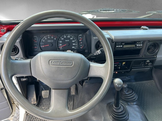 Vehicle image 7 Vehicle image 7