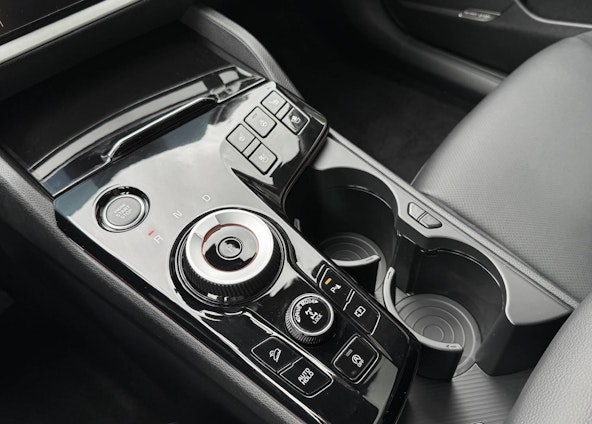 Vehicle image 6 Vehicle image 6