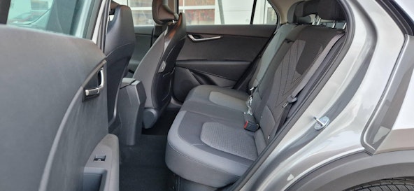 Vehicle image 9 Vehicle image 9