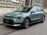 First vehicle image