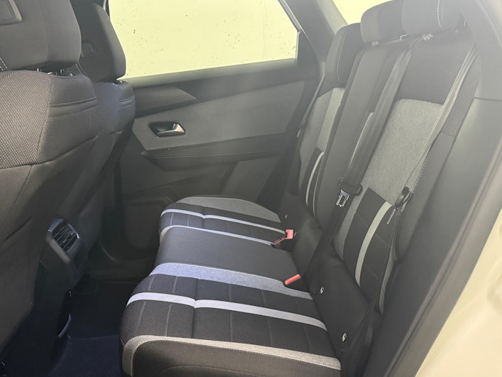 Vehicle image OPEL GRANDLAND