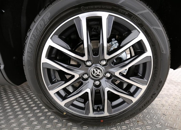 Vehicle image 14 Vehicle image 14