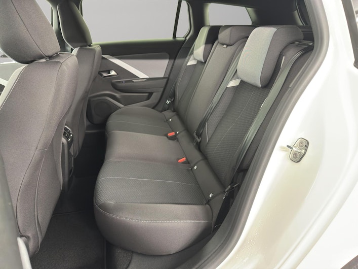 Vehicle image OPEL ASTRA