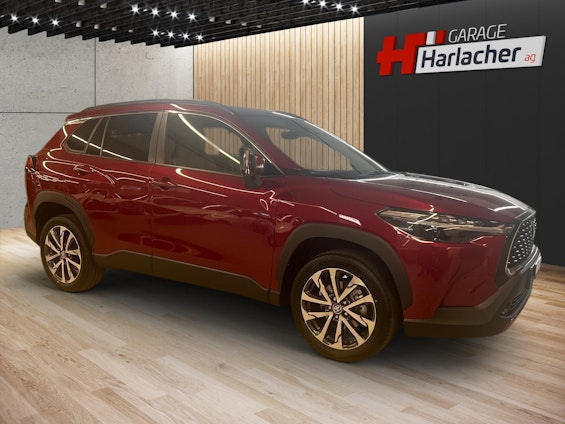 Vehicle image 15