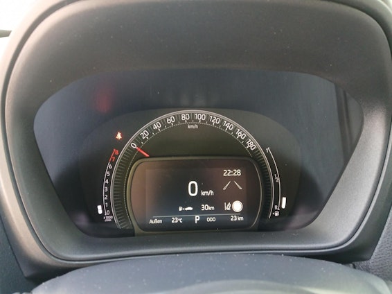 Vehicle image 10 Vehicle image 10