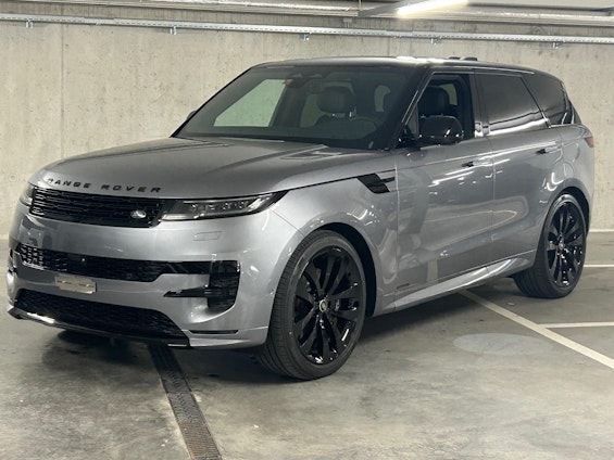 First vehicle image First vehicle image