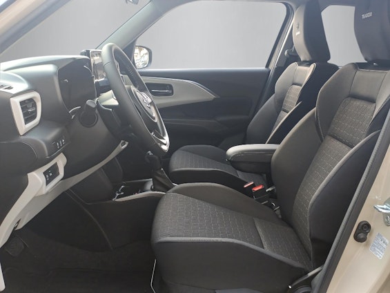 Vehicle image 2 Vehicle image 2