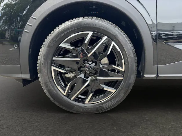 Peugeot 5008 1.2 Hybrid GT
