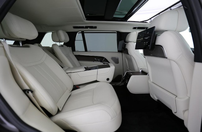 Vehicle image 4 Vehicle image 4