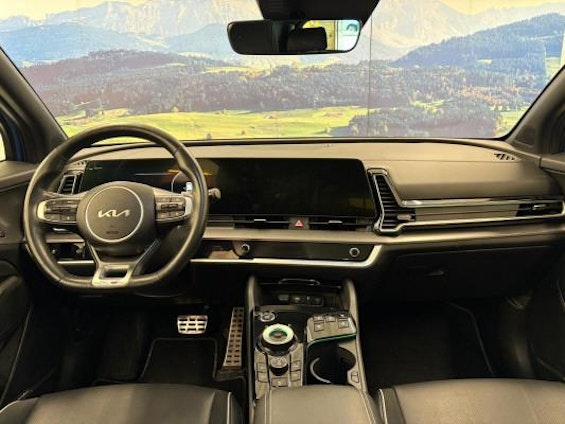 Vehicle image 5 Vehicle image 5