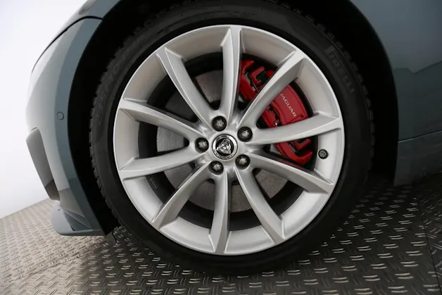 Jaguar F-Type Coupé 5.0 V8 R AWD