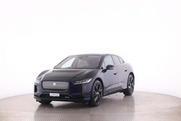 First vehicle image